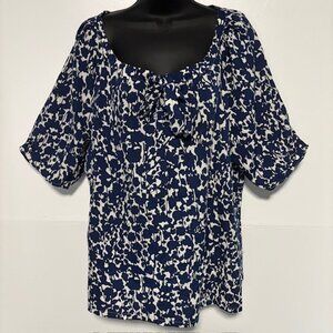 Izod 1X Blue White Short Sleeve Blouse Front Bow Abstract Floral Feminine Casual